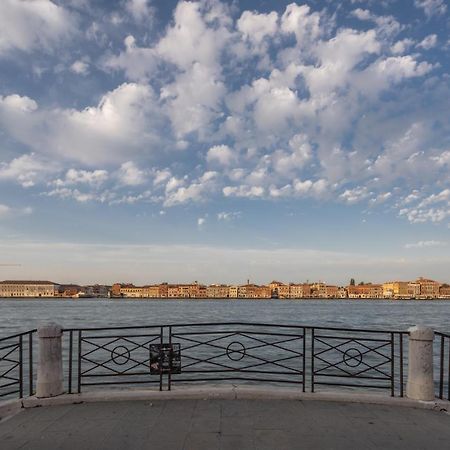 Accademia Apartments R&R Wenecja Zewnętrze zdjęcie