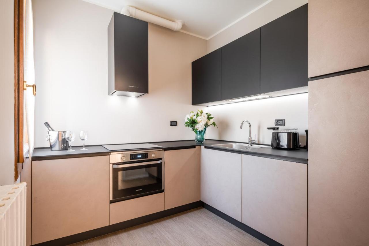 Accademia Apartments R&R Wenecja Zewnętrze zdjęcie